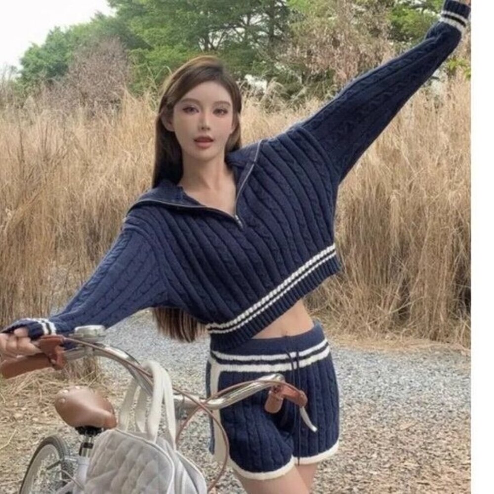 Women Outfit Two Piece Set Crop Sweater-Shorts Knit Blue Size M Sailor Neck - Picture 9 of 16